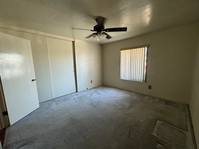 5353 Josie Ave — Photo 7