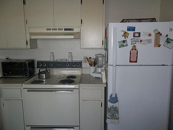 3rd image of 2384 SE Brekenridge Cir