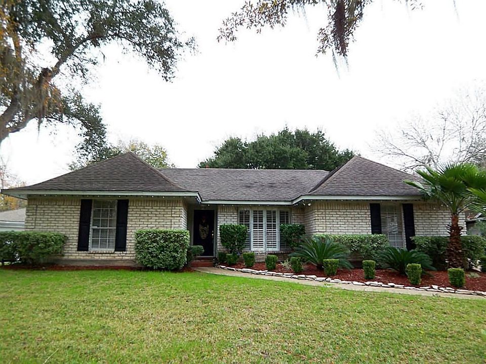 1st image of 5423 Appleblossom Ln