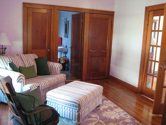 Potential 1st floor bdrm #4 w/ full bath