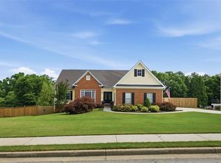 3132 Planters Mill Dr, Dacula, GA 30019