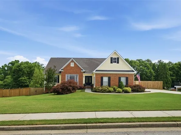 3132 Planters Mill Dr, Dacula, GA 30019