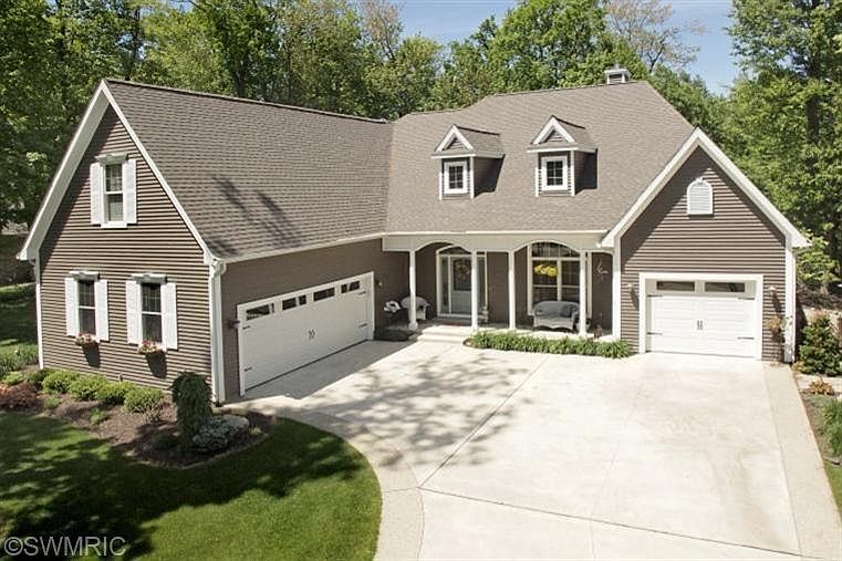 1st image of 15477 Alister Mackenzie Ave