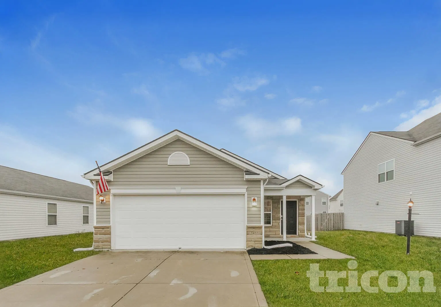 2437 Middle View Drive Columbus IN — Photo 1