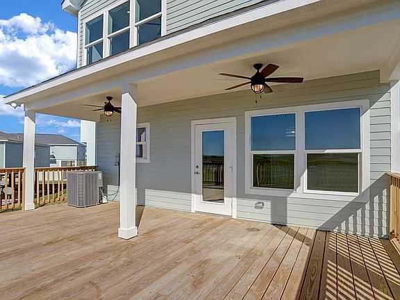 5th image of 23118 Miramar Cir