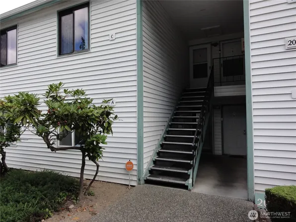 2007 SW 318th Place #7A, Federal Way, WA 98023