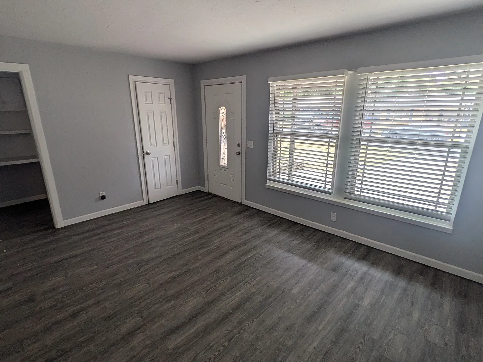 1737 Westchester Drive — Photo 3