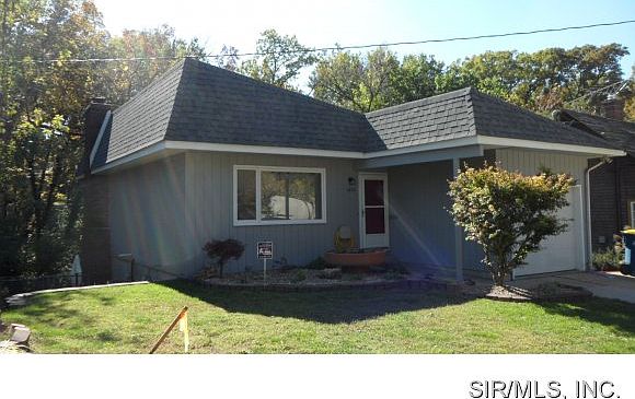 1st image of 1032 Grand Ave