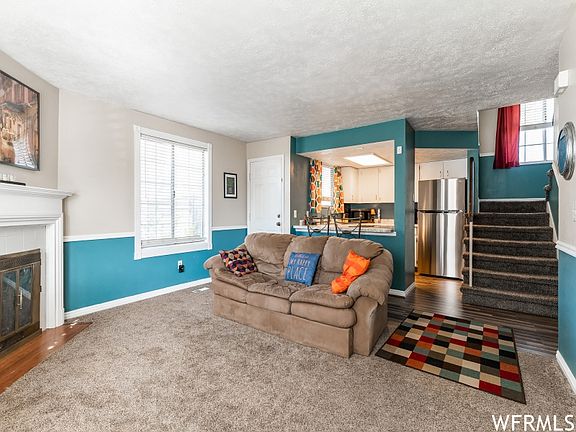 4th image of 3556 W Chism Ct