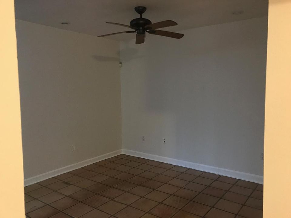 1st image of 3138 Virginia St