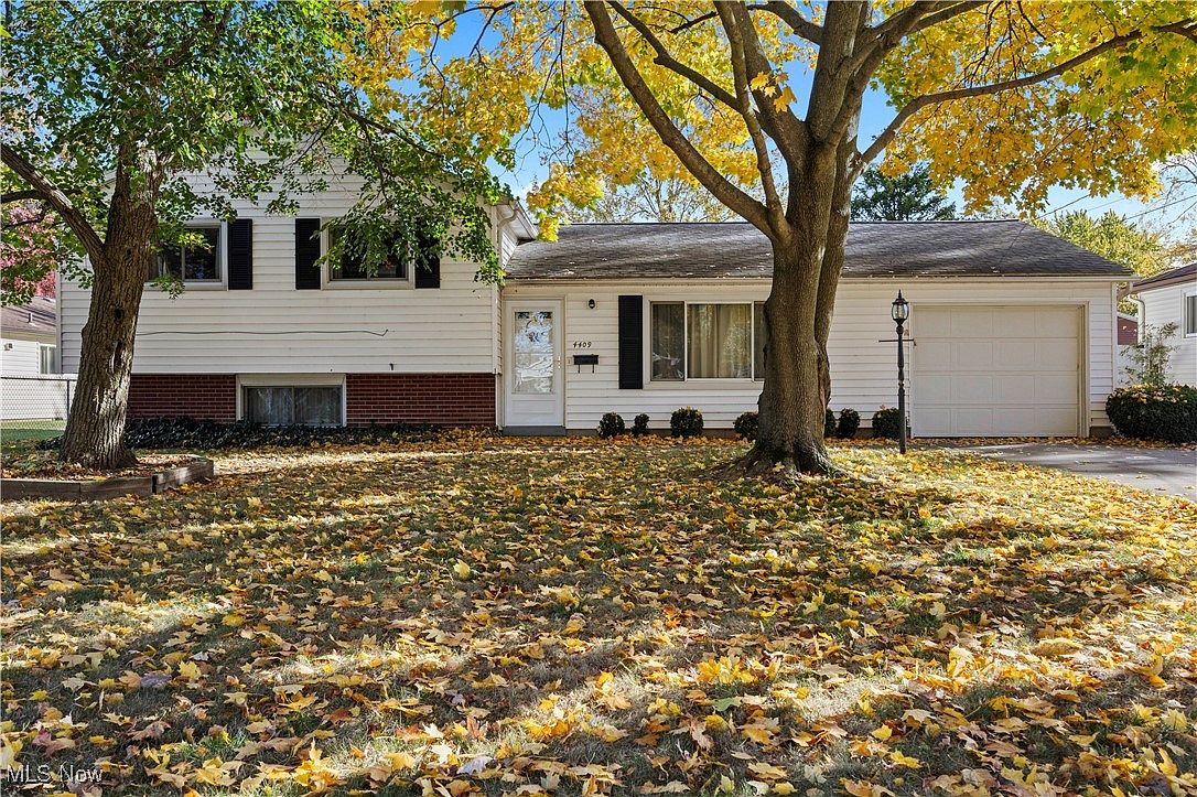 4409 Forest Hill Dr, Lorain, OH 44053 | Zillow