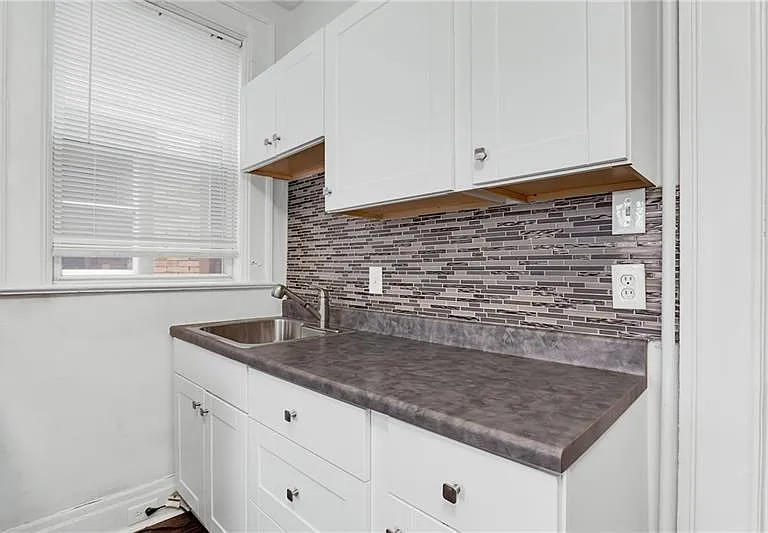 820 N Beatty St #1 — Photo 7