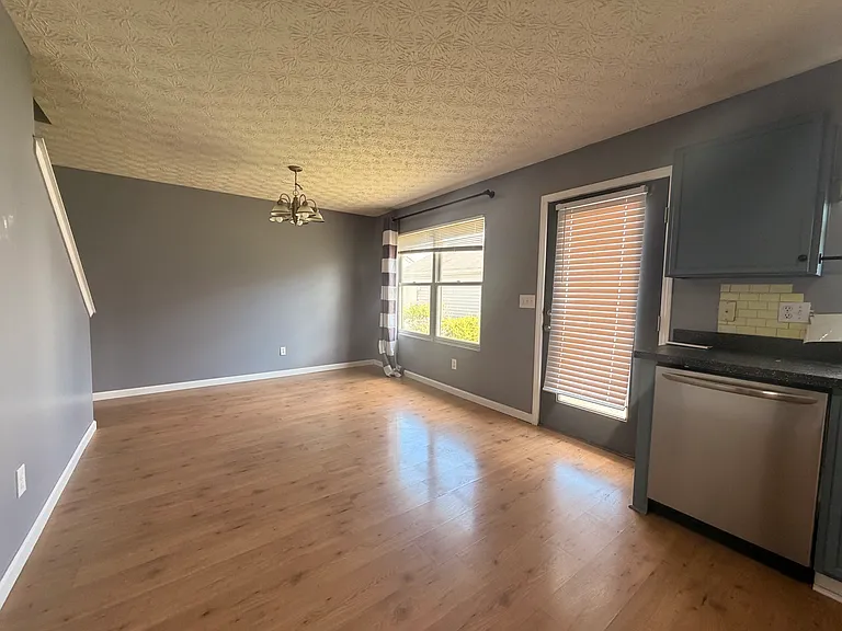 6107 Federalist Dr — Photo 40