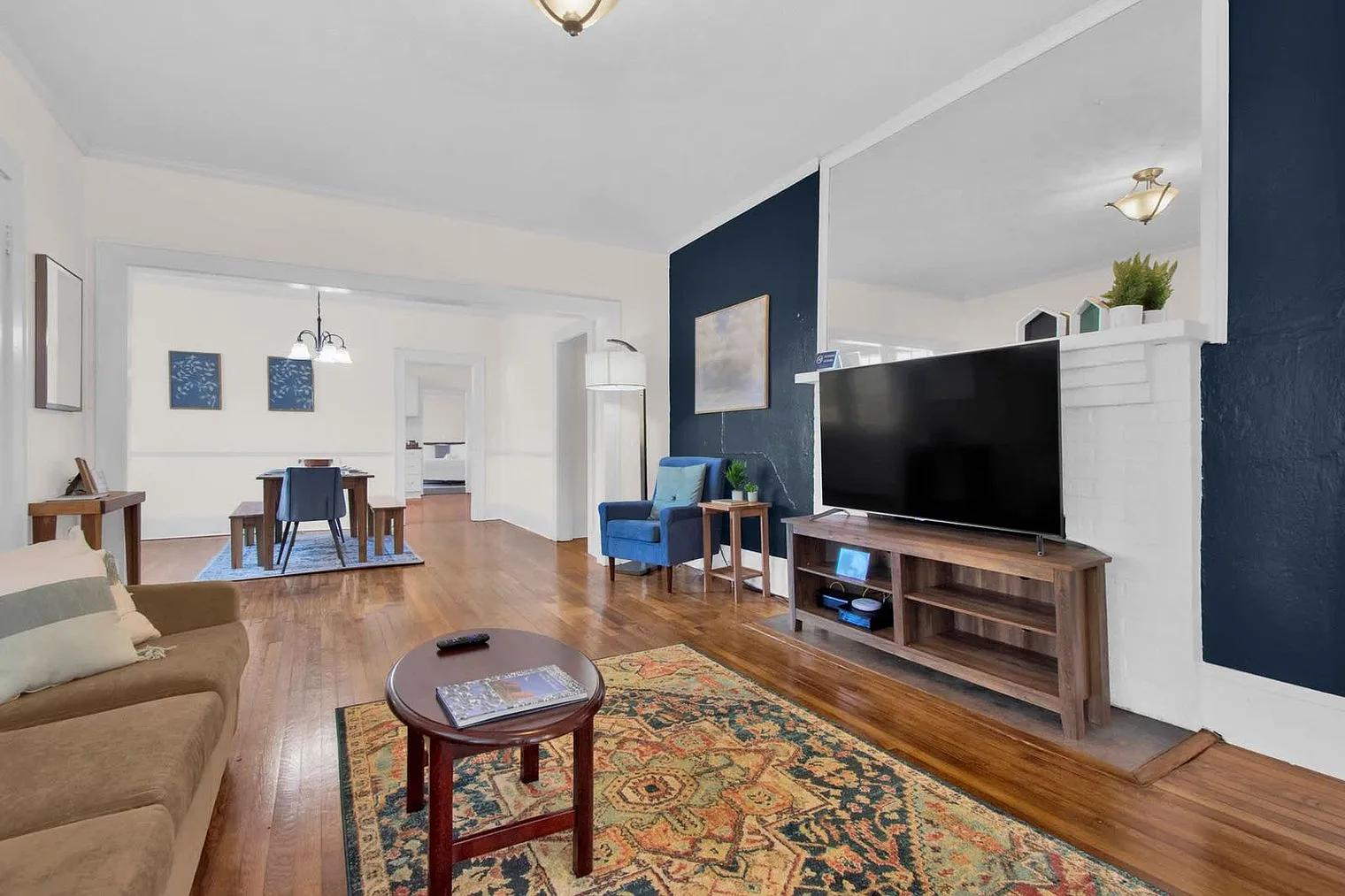 4 bed, 3.0 bath, 2077 sqft, $5,184 — Photo 1