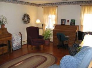 720 Oak St, Royersford, PA 19468