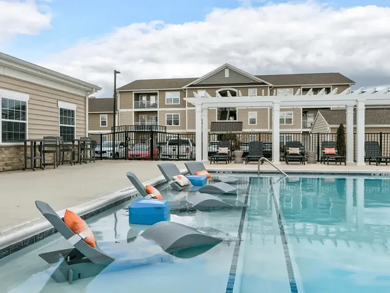 Reserve at Rivers Edge — Photo 30