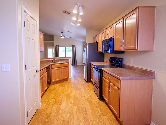 5th image of 7927 W Sacramento Hill Dr