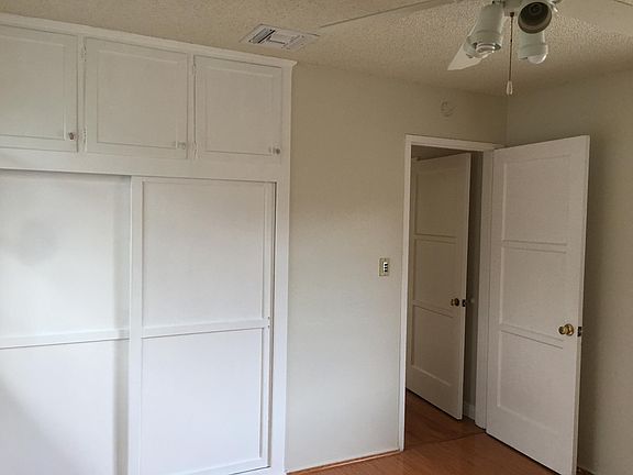 Fresh interior paint applied 1 year ago