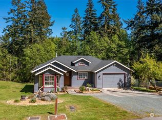 2615 Van Dee Ave, Greenbank, WA 98253