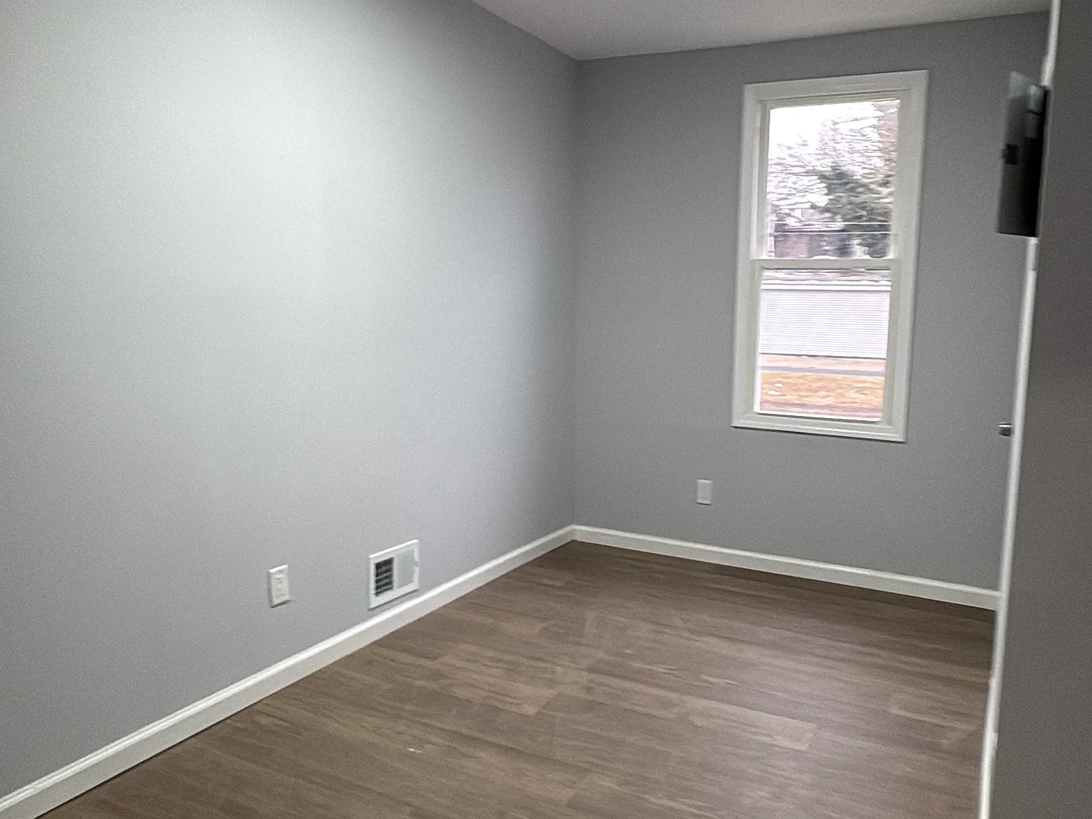 2 bed, $1,950 — Photo 2