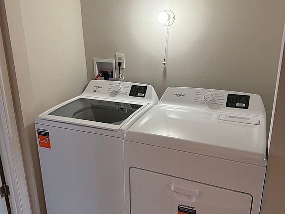 4th image of 78 Lincoln Ave #78