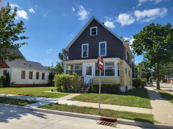 1301 South 62nd STREET, West Allis, WI 53214