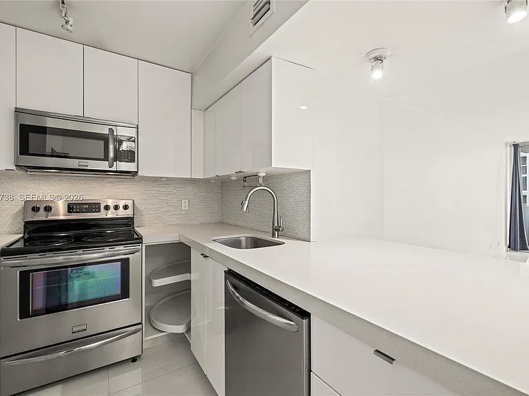 1200 West Ave #622 — Photo 12