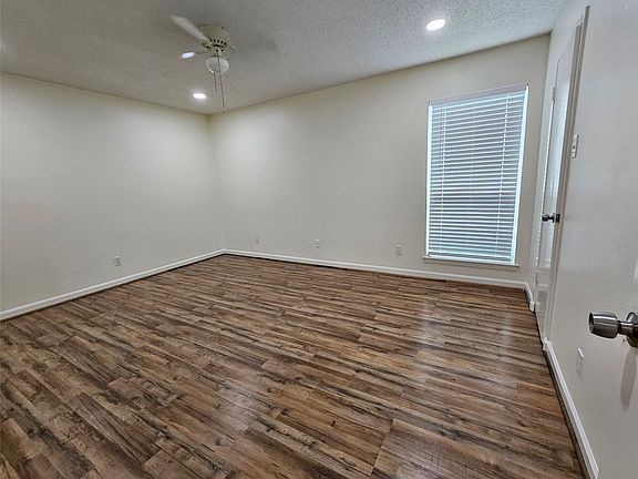 4th image of 12816 Midway Rd APT 1067