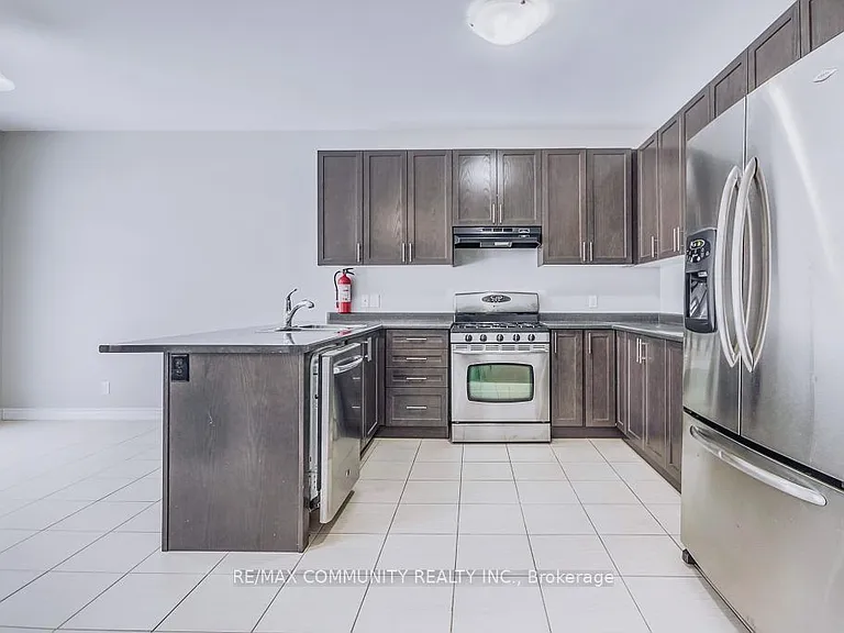 2436 New Providence St — Photo 9