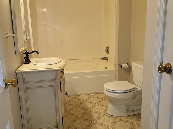 5th image of 4 Frederick St #10906574