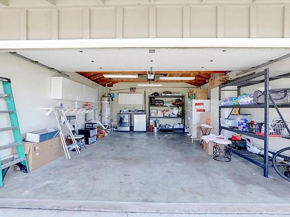 5th image of 1426 Scossa Ave