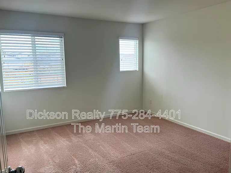 11042 Marymount Dr — Photo 8