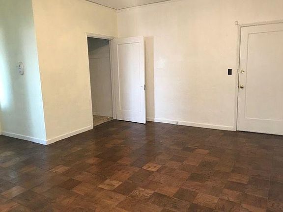 5th image of 2111 Ashby Ave #11