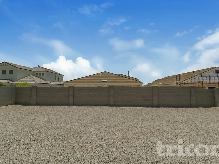 30361 W Crittenden Ln — Photo 13