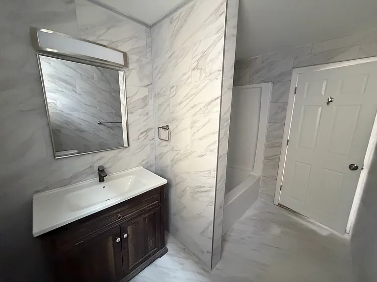 12 Monticello St #6 — Photo 5