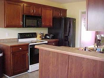 4th image of 1406 Ambleside Dr