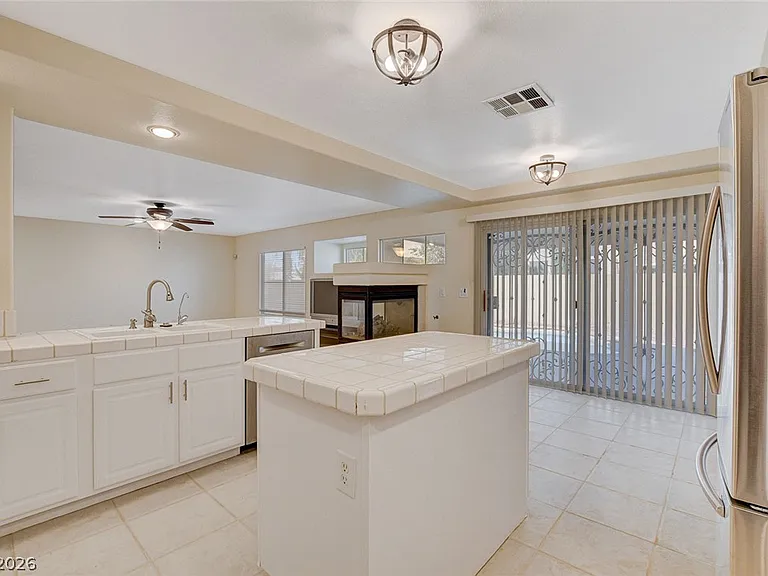 432 Staghorn Pass Ave — Photo 22