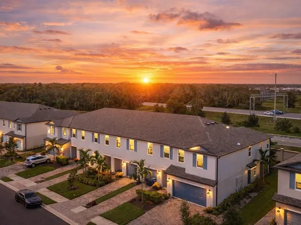 5519 Tripoli Dr, Palmetto, FL 34221