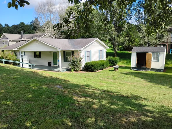 831 Clairmont Rd, Johnson City, TN 37601