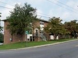 740 5th St APT 14, Bristol, TN 37620