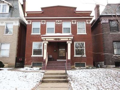 6174 Westminster Pl, Saint Louis, MO, 63112