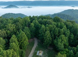 517/AC Gregory Rd, Sneedville, TN 37869