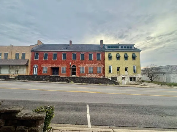 104 S Main St, Greensburg, KY 42743