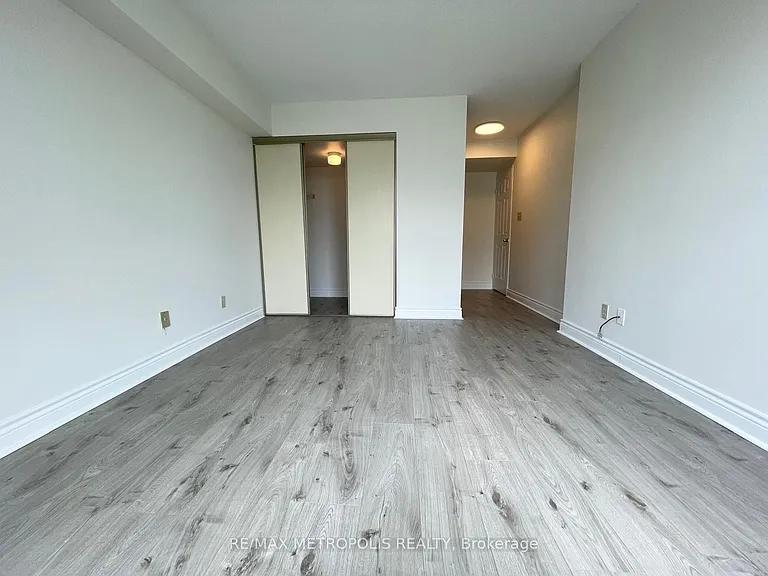 22 Southport St #926 — Photo 6