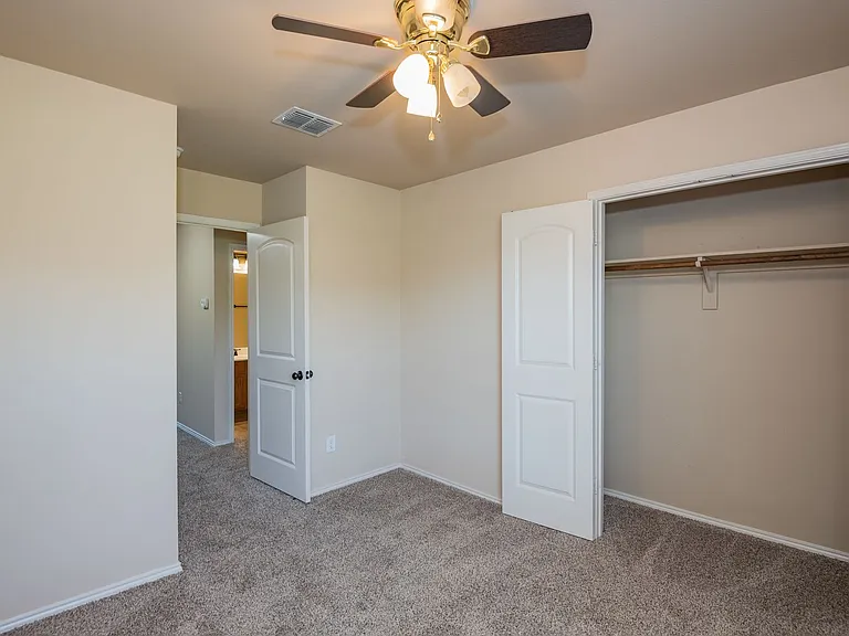 1426 Piedmont Dr — Photo 18