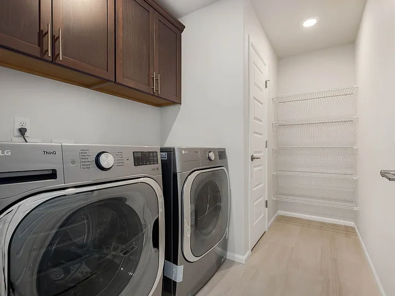 21112 42nd Dr SE — Photo 24