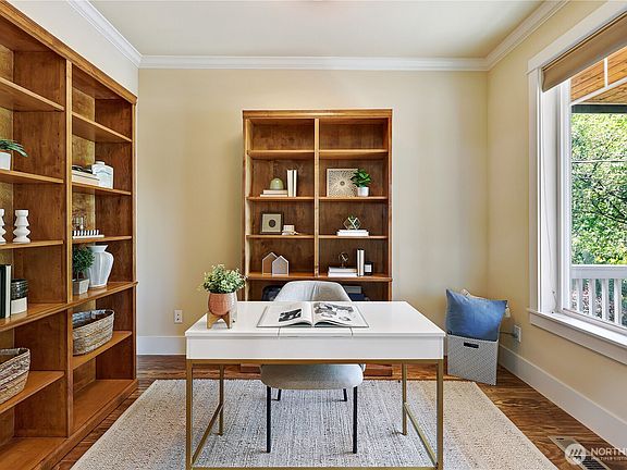 5th image of 4814 51st Avenue S