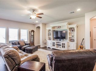 102 Estrella Ln, Bertram, TX 78605