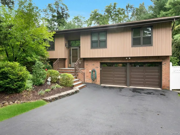 2 Lakeview Avenue W, Cortlandt Manor, NY 10567