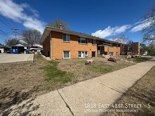 1818 E 41st St #5 Photo 1